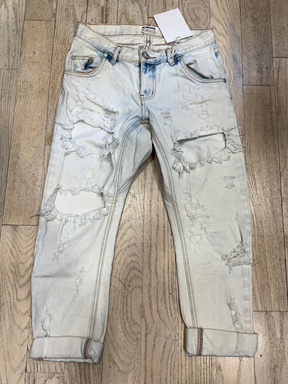 One Teaspoon Light Distressed Boyfriend Jeans - Washed Cream